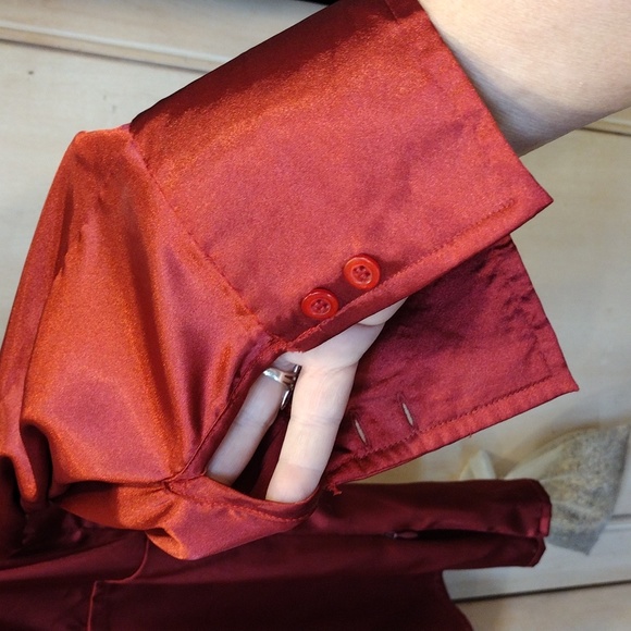 ❤️Vintage AGB Crimson Red Satin Stretchy Top - Picture 3 of 9